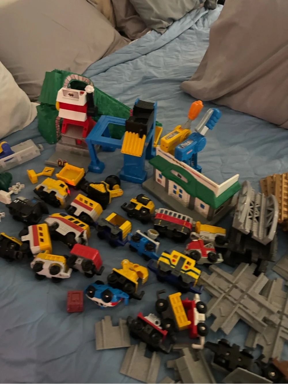 Thomas & Friends Playset Lot with Blue, Green, Yellow, Red Pieces